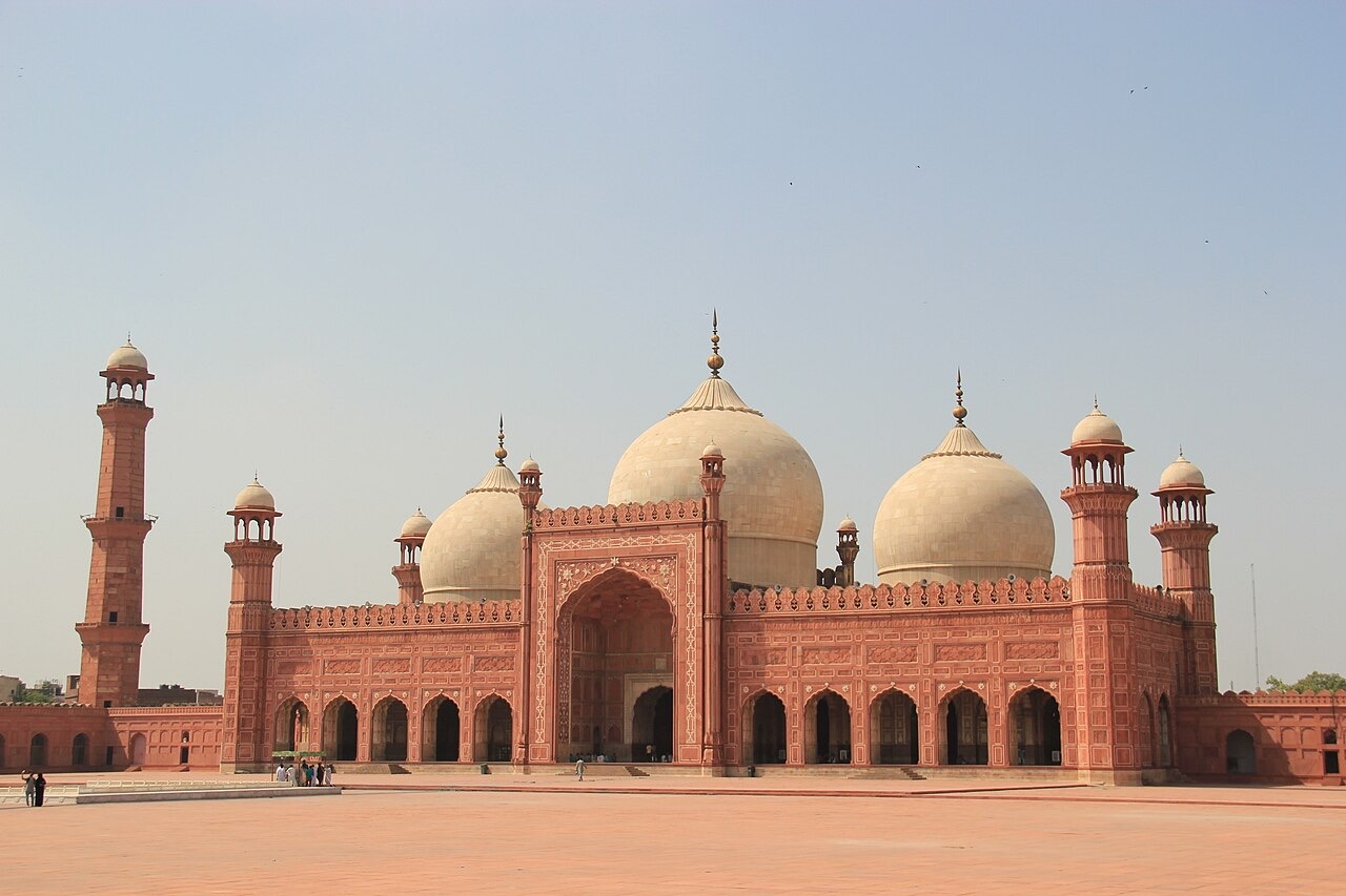 Front of Badshahi Mosque in Lahore