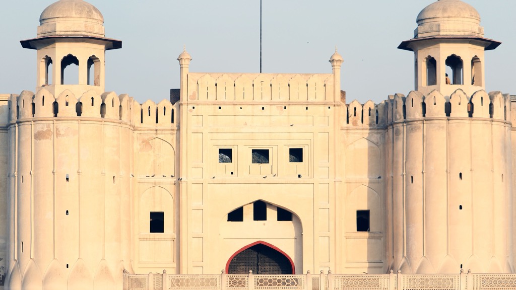 Alamgiri Gate, the main entrance of Lahore Fort